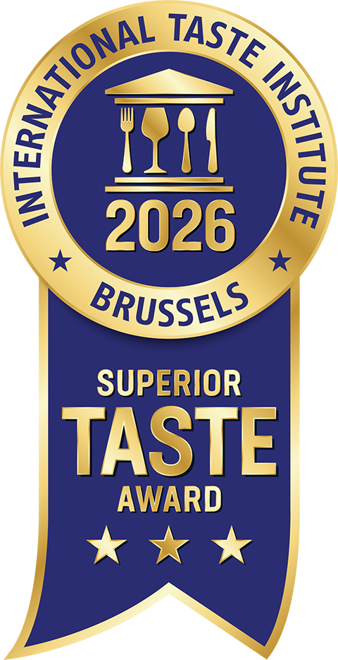 SUPERIOR TASTE AWARD 2026 medal (優秀味覚賞三ツ星受賞メダル)